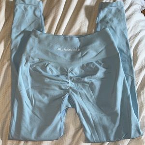 Light blue amplify Alphalete leggings 🦋
